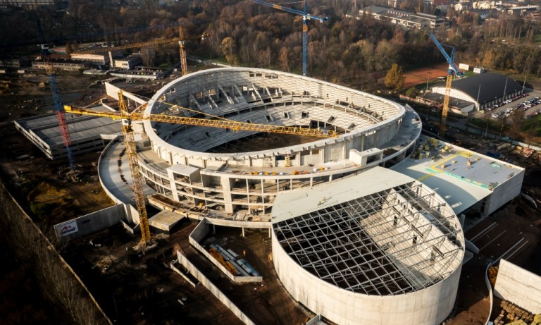 Znamy już plany rozbudowy. Zobacz jak zmieni się teren wokół hali