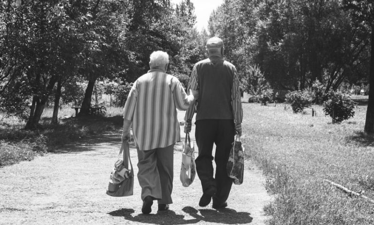 Następnym razem ofiarą oszustów może być Twoja babcia lub dziadek. Udostępnij!