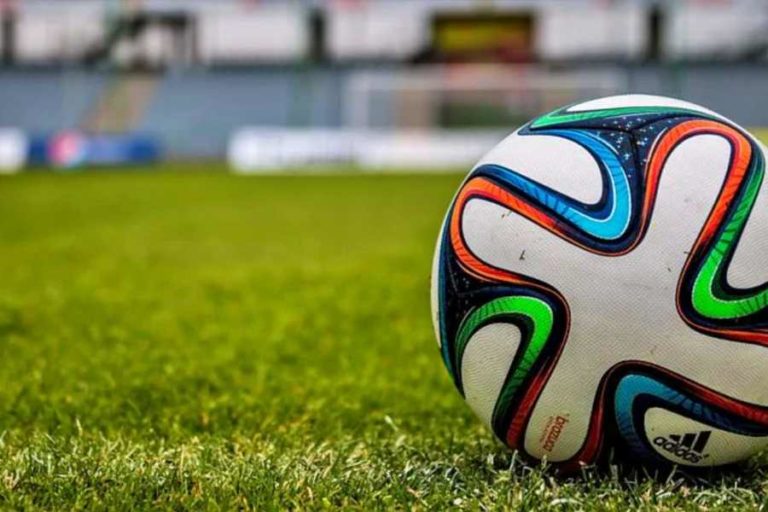 Kibicowi grozi zakaz stadionowy i trzy lata więzienia