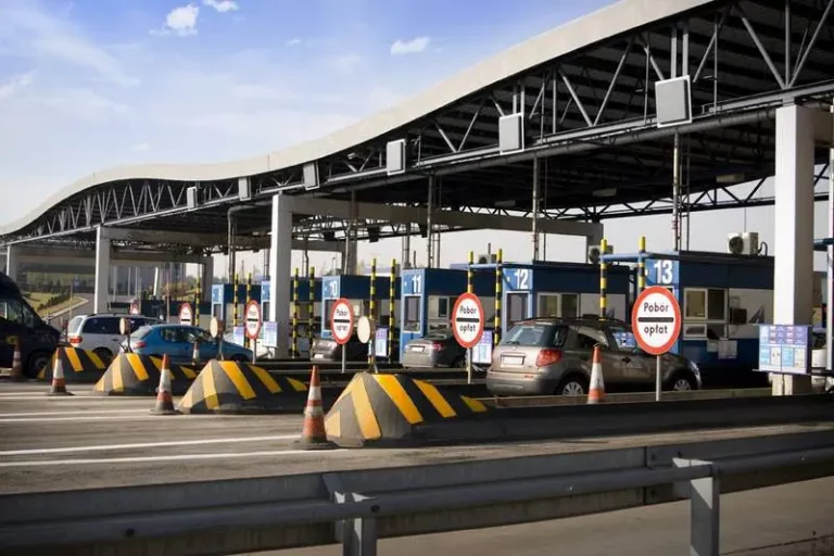 Wyjeżdzasz na Święta? Pamiętaj, że nie ma już bramek, kup e-bilet