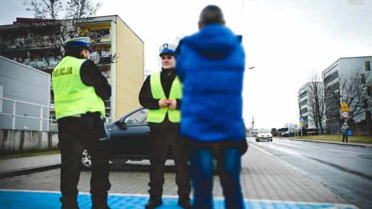 Piesi na radarze. Policja na przejściach dla pieszych