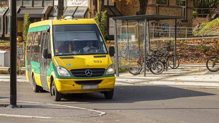 Trzy linie minibusowe ruszą w sobotę. Dojadą m.in. do ŚCCS i Guido