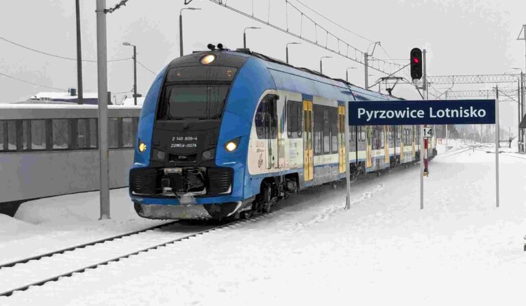 Aż 35 tysięcy pasażerów Kolei Śląskich na nowej trasie do Pyrzowic
